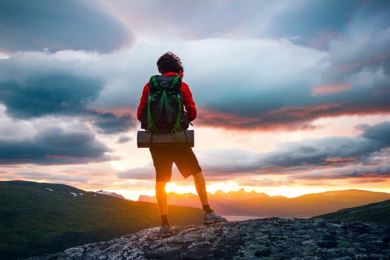 How to Plan a Solo Travel Adventure Safely