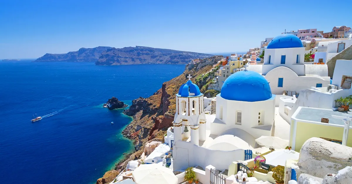 An Insider's Guide to Greece: Curating the Perfect Private Island or Villa Experience